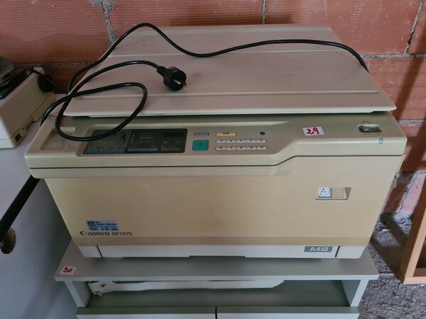 16#6173 Arredi e macchine elettroniche da ufficio in vendita - foto 5