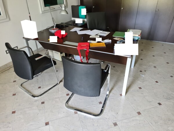 16#6173 Arredi e macchine elettroniche da ufficio in vendita - foto 10