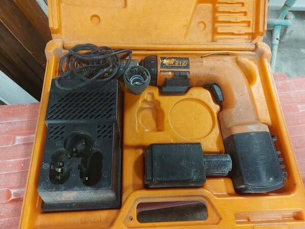 2#6180 Trapano a batteria Hilti e Piallatrici Bosch in vendita - foto 14