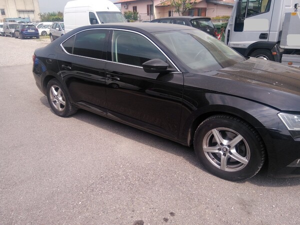 2#6184 Skoda Superb in vendita - foto 18