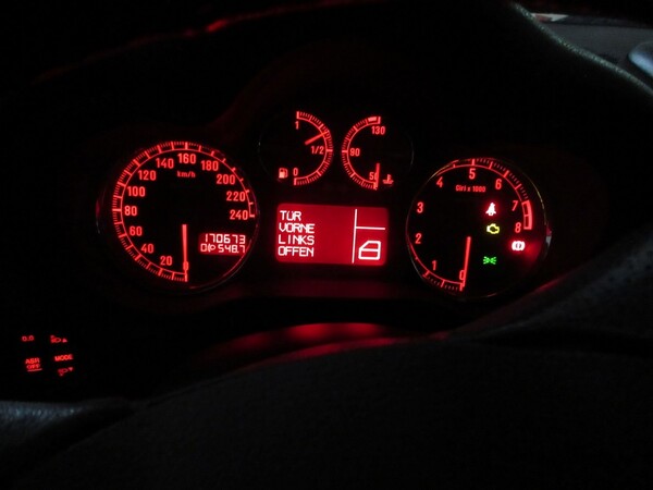 1#6192 Autovettura Alfa Romeo 147 in vendita - foto 5