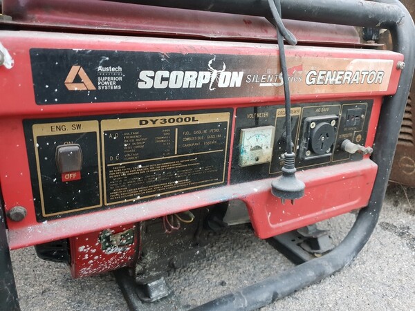 3#6193 Generatore elettrico Scorpion Generator e tunnel pedonale Boker in vendita - foto 1