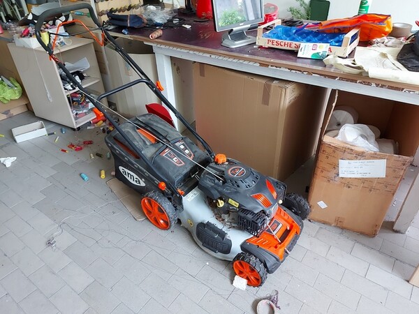 2#6201 Macchinari tessili e arredamento ufficio in vendita - foto 59
