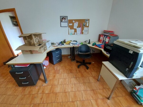 2#6201 Macchinari tessili e arredamento ufficio in vendita - foto 80