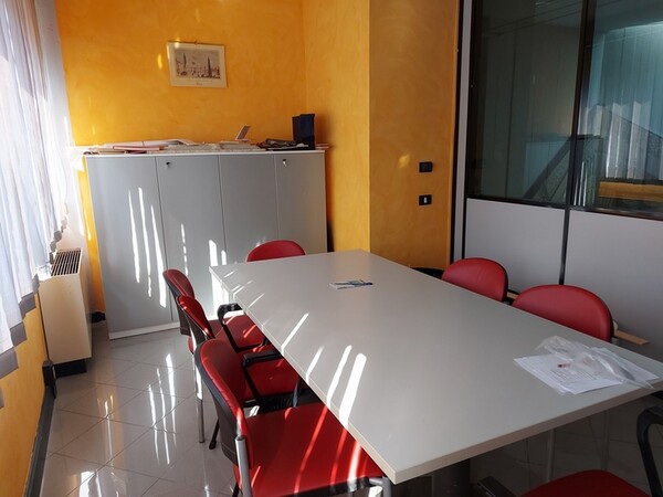 1#6211 Mobili e macchine elettroniche ufficio in vendita - foto 40