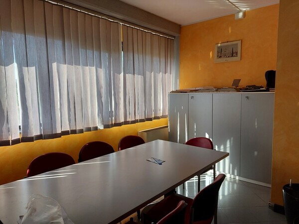 1#6211 Mobili e macchine elettroniche ufficio in vendita - foto 42