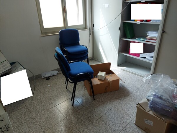 3#6219 Arredi e attrezzature da ufficio in vendita - foto 13