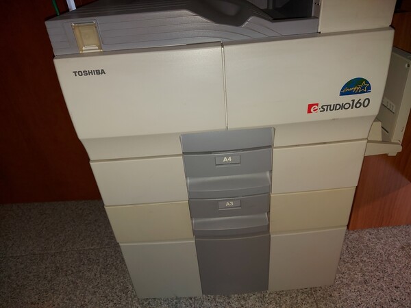 3#6219 Arredi e attrezzature da ufficio in vendita - foto 27