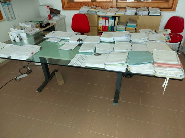 6#6219 Arredi e attrezzature da ufficio in vendita - foto 4