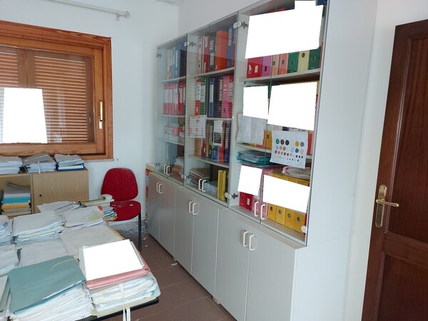 6#6219 Arredi e attrezzature da ufficio in vendita - foto 5