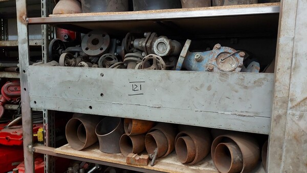 42#6222 Valvole e flange in vendita - foto 4