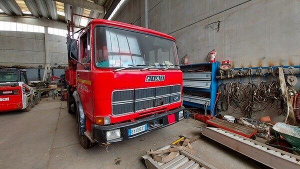 Autocarri in vendita
