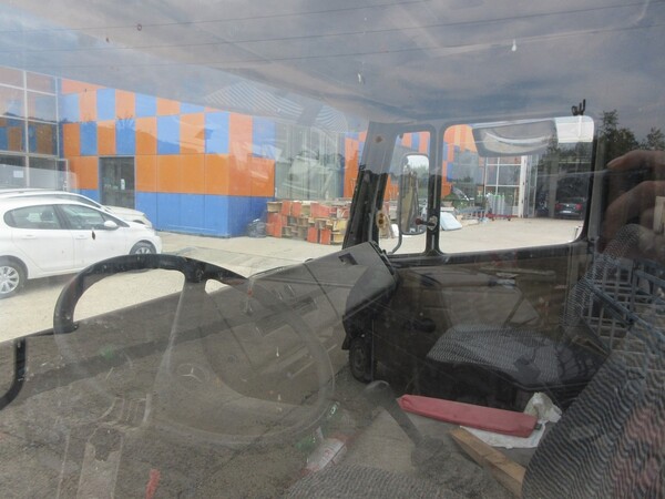 15#6230 Autocarro Mercedes con braccio gru in vendita - foto 12
