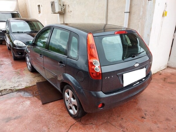 2#6236 Autovettura Ford Fiesta in vendita - foto 2