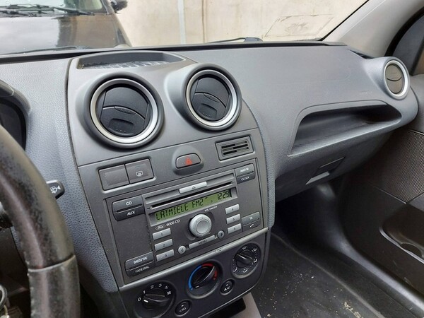 2#6236 Autovettura Ford Fiesta in vendita - foto 4