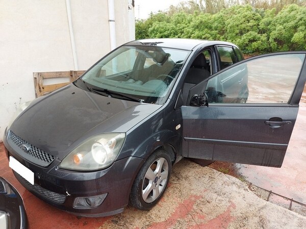 2#6236 Autovettura Ford Fiesta in vendita - foto 7