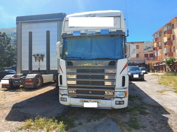 Autocarri in vendita