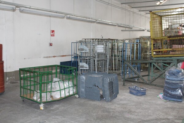 3#6244 Scaffalatura e carrelli metallici in vendita - foto 11