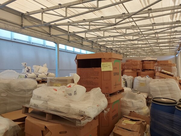 13#6252 Rimanenze di materiale plastico in vendita - foto 6