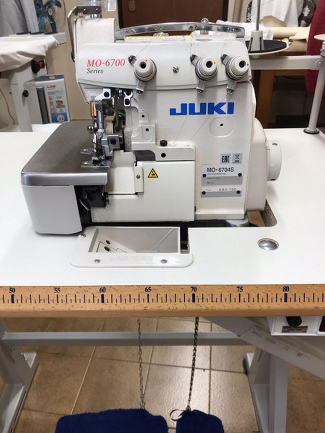 Lotto Macchine da cucine Juki MO6700 e DX5