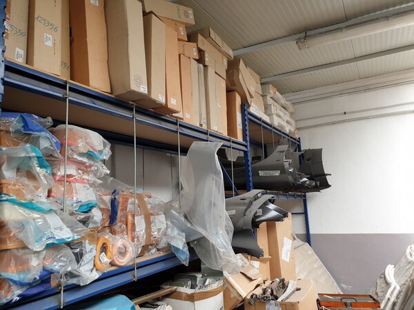 24#6268 Ricambi per auto e scaffalature in vendita - foto 21
