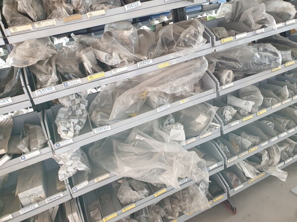 24#6268 Ricambi per auto e scaffalature in vendita - foto 25