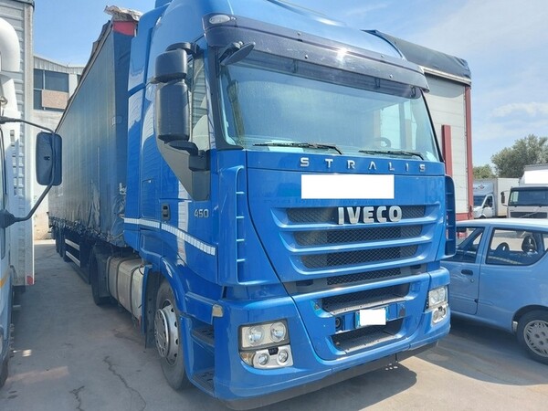 Autocarri in vendita
