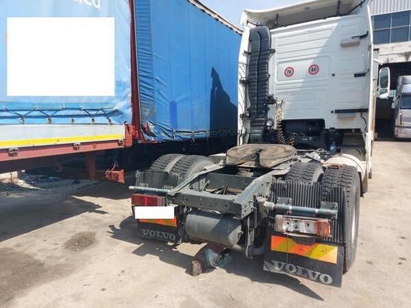 2#6269 Trattore Volvo Truck e semirimorchio Viberti in vendita - foto 4