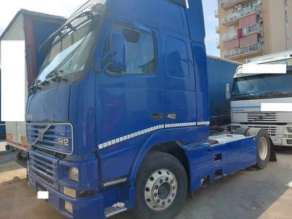 3#6269 Trattore Volvo Truck e semirimorchio Viberti in vendita - foto 1