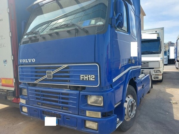 3#6269 Trattore Volvo Truck e semirimorchio Viberti in vendita - foto 2