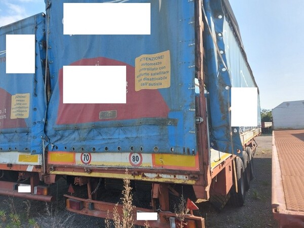 Rimorchi e semirimorchi in vendita