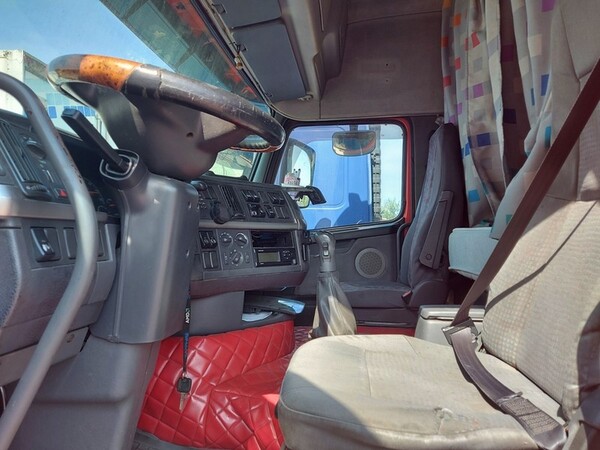 6#6269 Trattore Volvo Truck e semirimorchio Viberti in vendita - foto 4