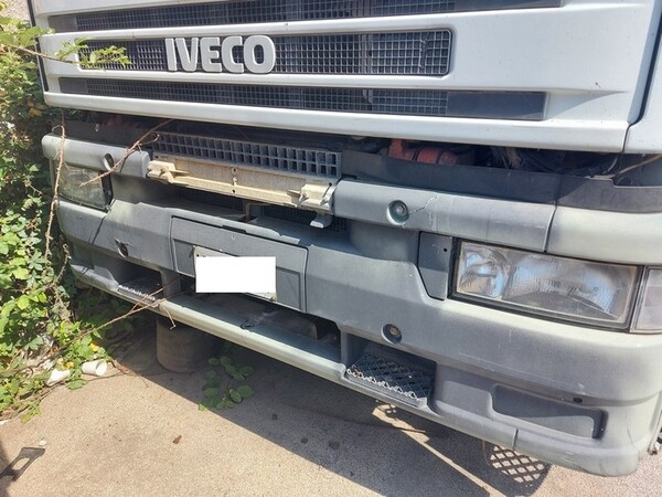 8#6269 Autocarri Panda e Daimler Chrysler e autoveicolo Iveco in vendita - foto 2