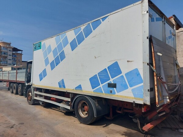 8#6269 Autocarri Panda e Daimler Chrysler e autoveicolo Iveco in vendita - foto 6