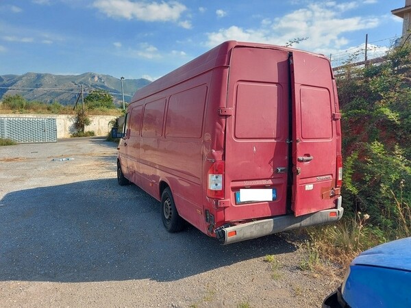 8#6269 Autocarri Panda e Daimler Chrysler e autoveicolo Iveco in vendita - foto 13