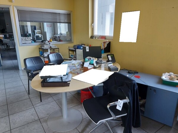4#6270 Arredamento per autosalone e uffici in vendita - foto 11