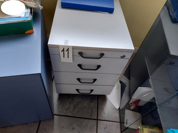 4#6270 Arredamento per autosalone e uffici in vendita - foto 12