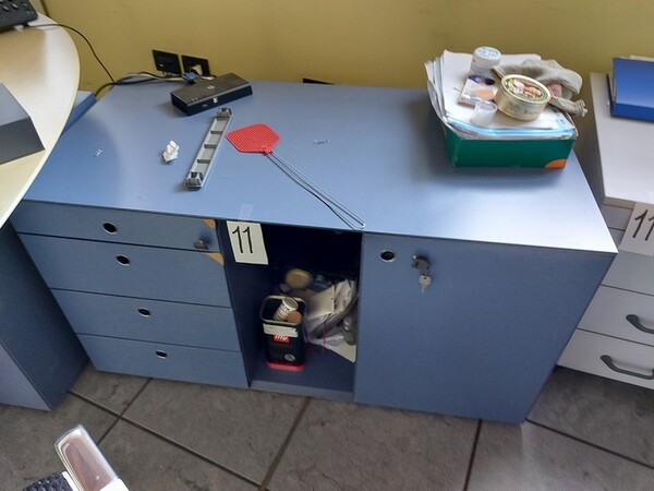 4#6270 Arredamento per autosalone e uffici in vendita - foto 13