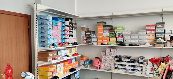 1#6272 Arredamento negozio scarpe in vendita - foto 5