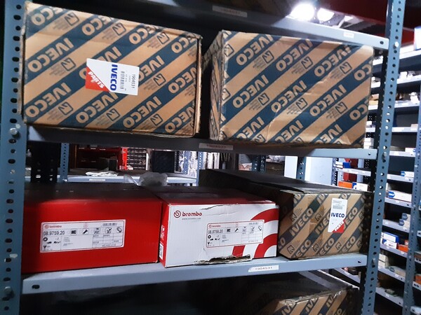 1#6273 Stock di ricambi per veicoli in vendita - foto 11