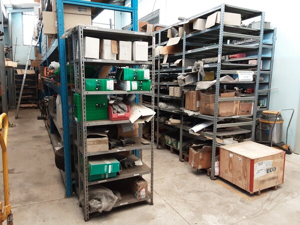 1#6273 Stock di ricambi per veicoli in vendita - foto 32
