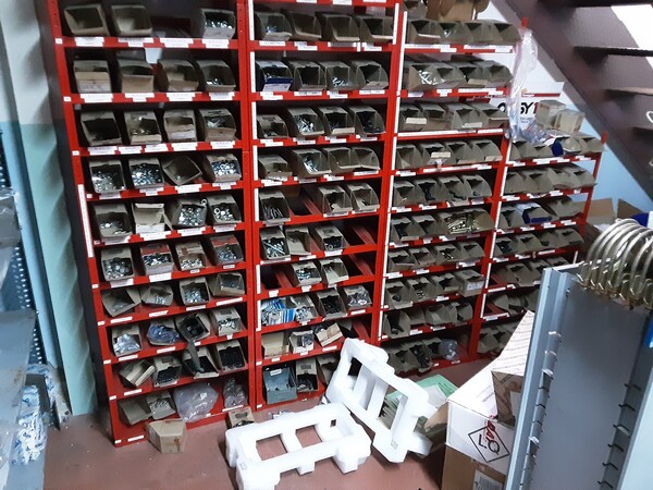 1#6273 Stock di ricambi per veicoli in vendita - foto 34