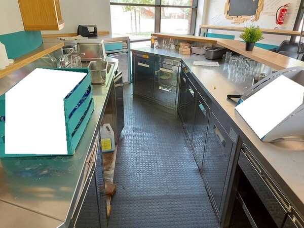 1#6278 Bancone bar con attrezzature in vendita - foto 4