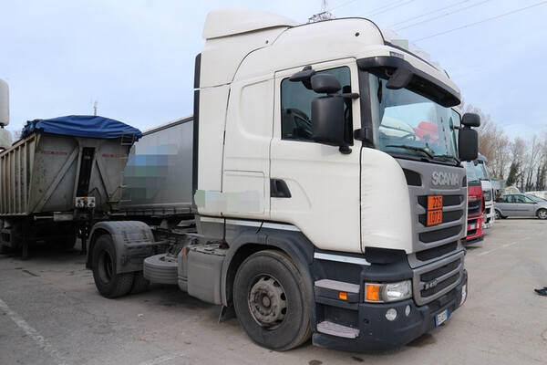 Autocarri in vendita