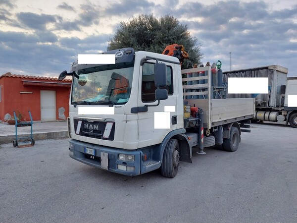 Autocarri in vendita