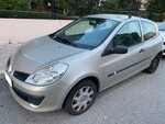 Image 1 - Renault Clio car - Lot 4 (Auction 6284)