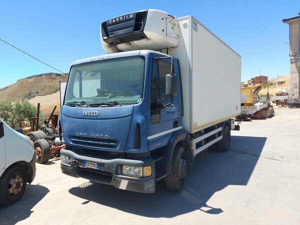 16#6287 Autocarro Iveco Eurocargo in vendita - foto 1