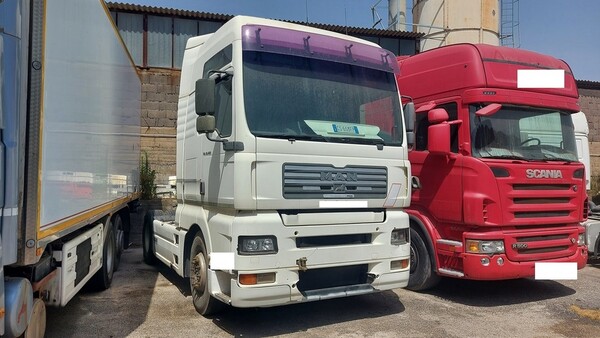 Autocarri in vendita