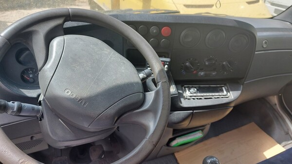 7#6287 Autocarro Iveco 35C17 HPT in vendita - foto 19
