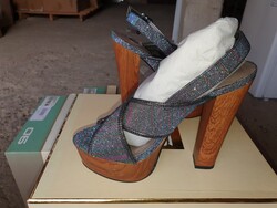 Shoes and Sunglasses Auction - Lot 0 (Auction 6297)